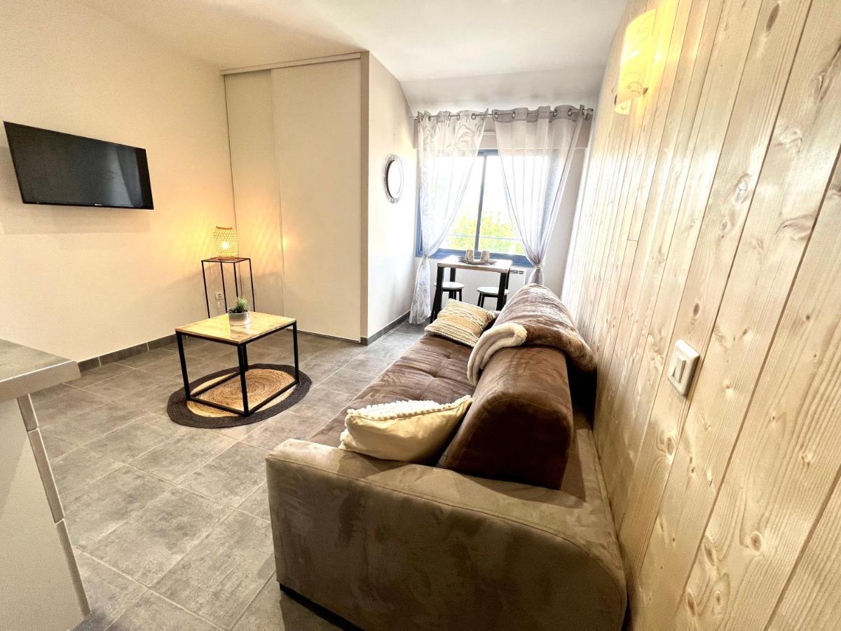 Appart Hotel Cozy Proche Centre, Parking Montbéliard Extérieur photo